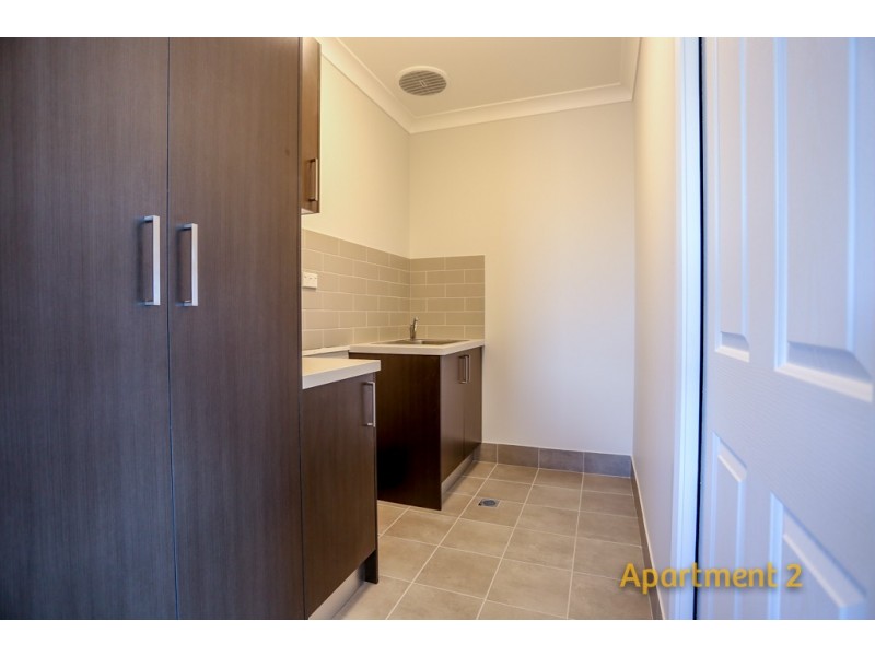 U1 and U2, 270a Havannah Street, South Bathurst NSW 2795