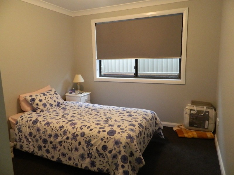 16 Basalt Way, Bathurst NSW 2795