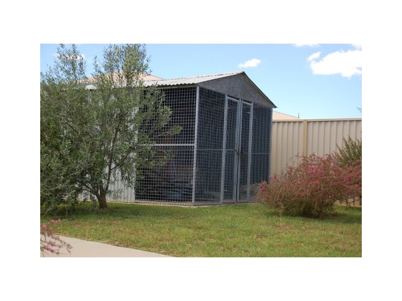 6 Georgia Place, Bathurst NSW 2795