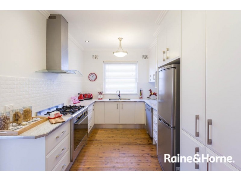 219 Hope Street, Bathurst NSW 2795