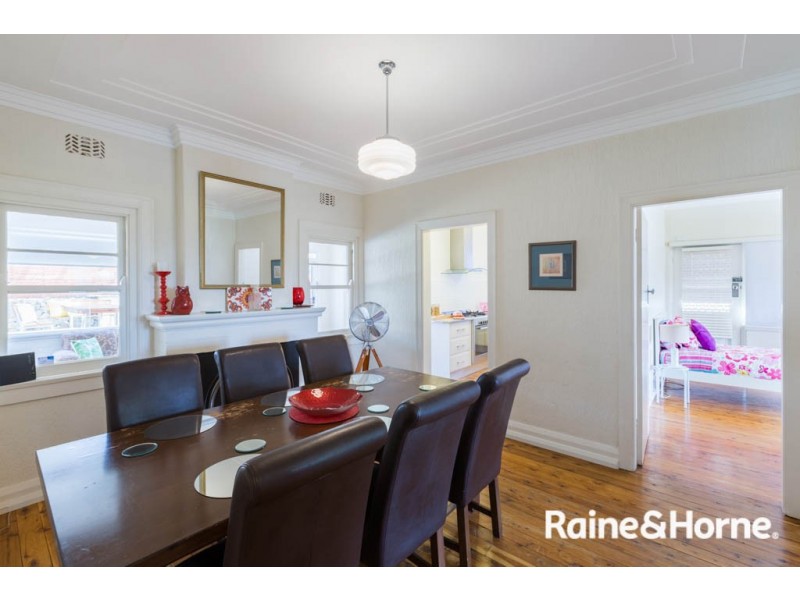 219 Hope Street, Bathurst NSW 2795