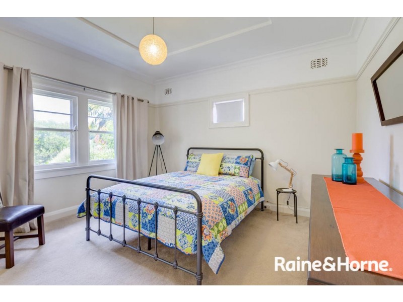 219 Hope Street, Bathurst NSW 2795