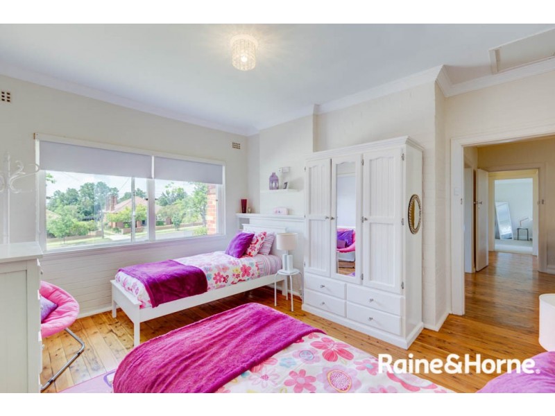 219 Hope Street, Bathurst NSW 2795