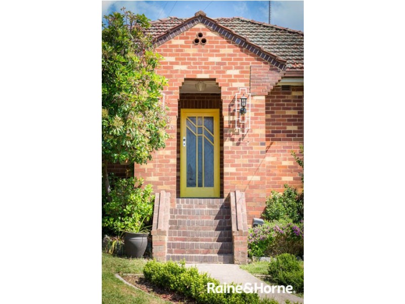 219 Hope Street, Bathurst NSW 2795