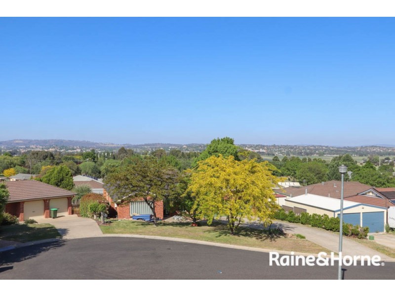 6 Tobin Court, Kelso NSW 2795