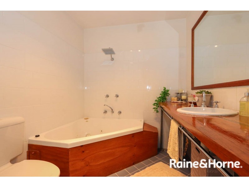 6 Tobin Court, Kelso NSW 2795
