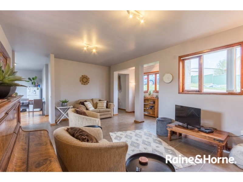 6 Tobin Court, Kelso NSW 2795