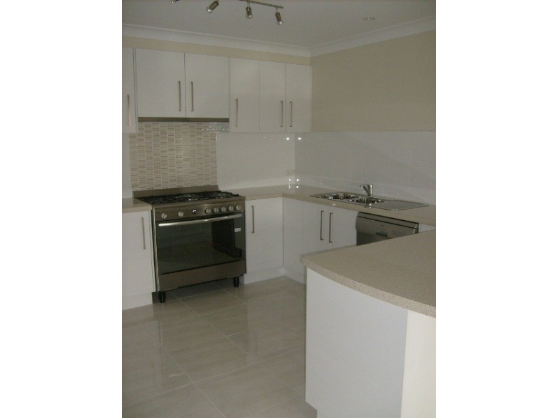 6 Blaxland Cl, Bathurst NSW 2795