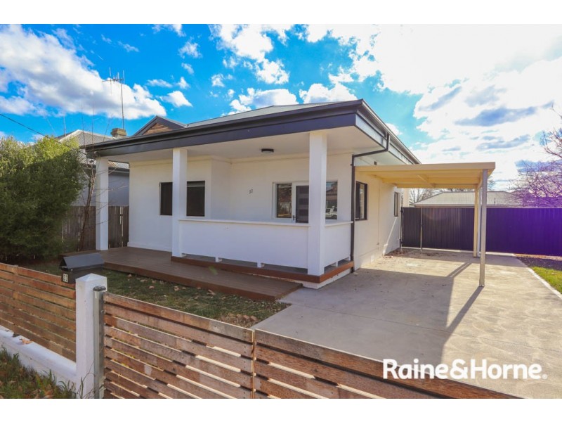 33 Stewart Street, Bathurst NSW 2795