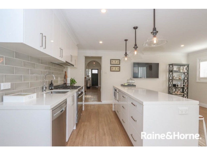 205 Brilliant Street, Bathurst NSW 2795