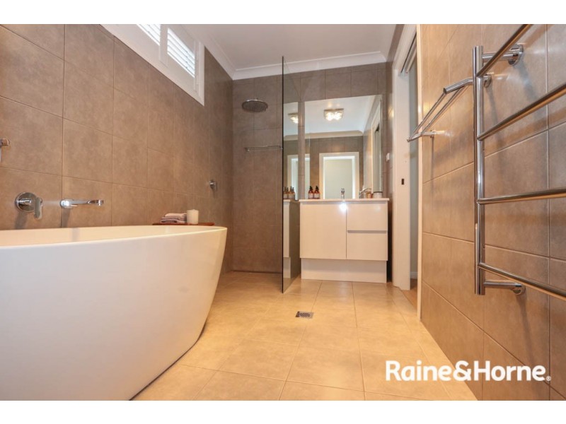 205 Brilliant Street, Bathurst NSW 2795