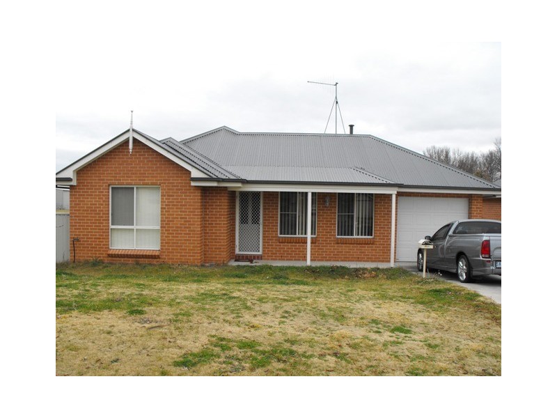 1/49 Stewart St, Bathurst NSW 2795