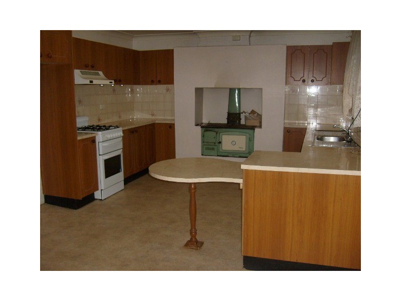 253 Russell St, Bathurst NSW 2795