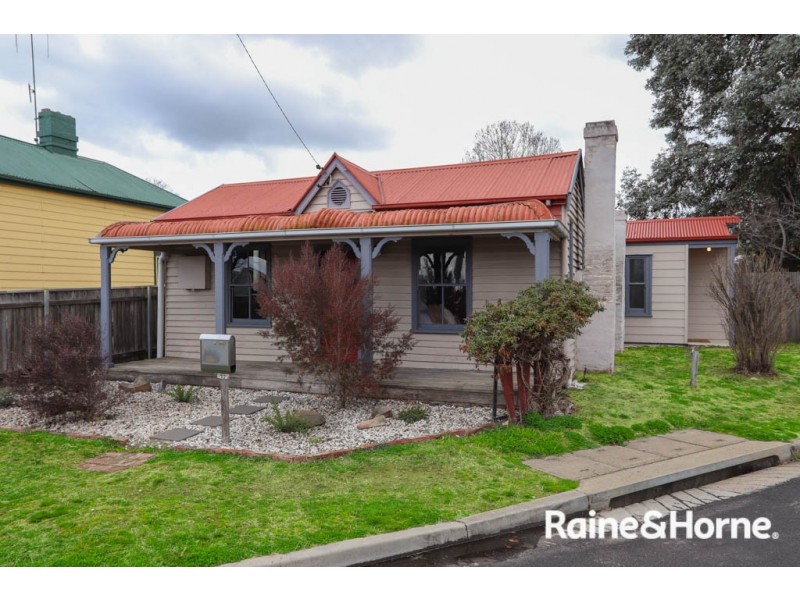 27 Bant Street, Bathurst NSW 2795