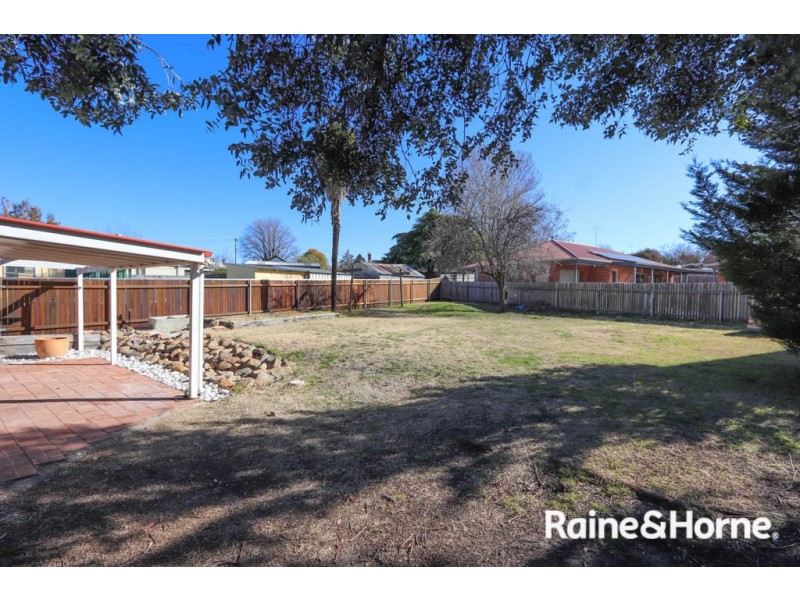 27 Bant Street, Bathurst NSW 2795