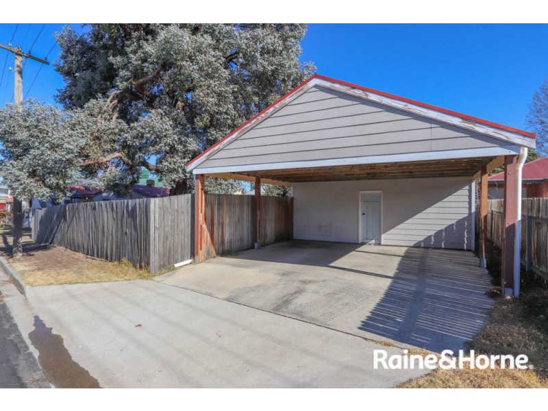 27 Bant Street, Bathurst NSW 2795