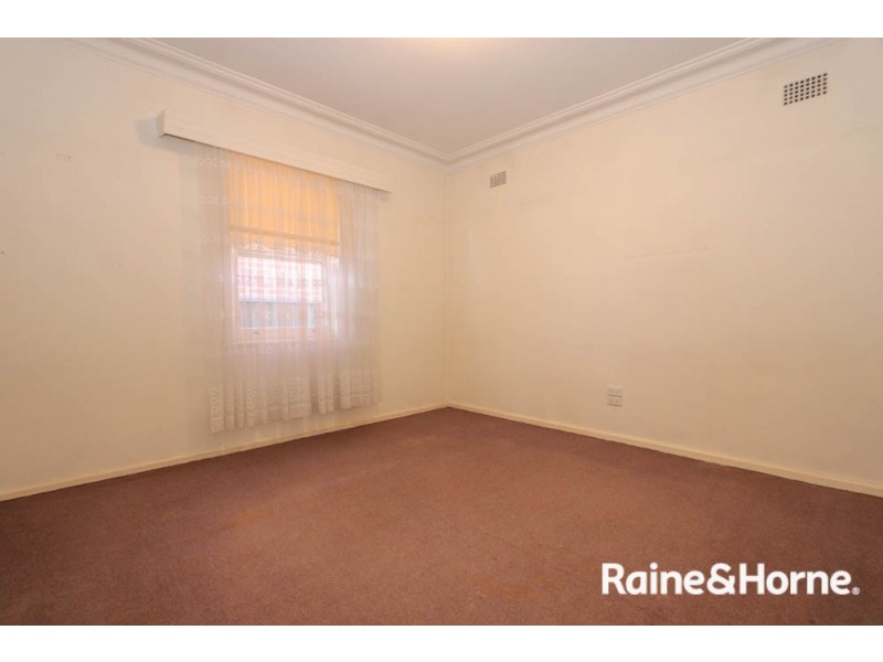 298 Keppel Street, West Bathurst NSW 2795