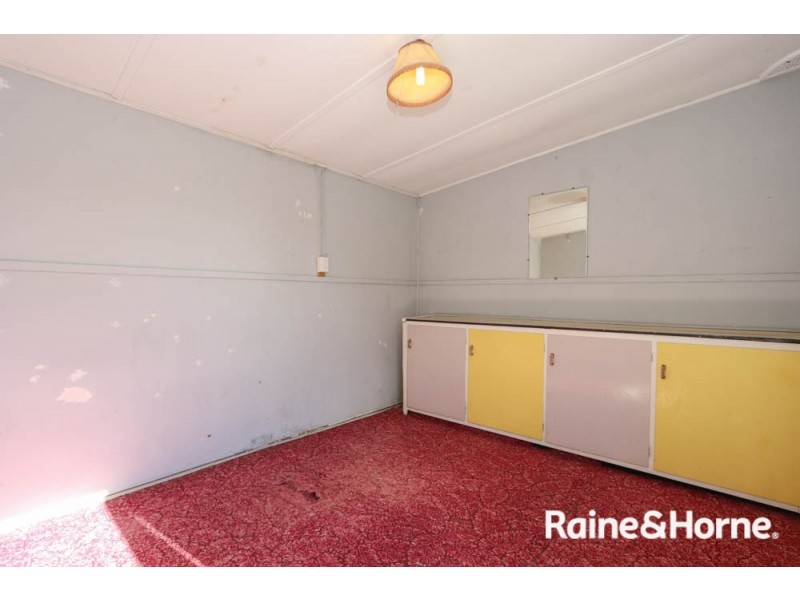 298 Keppel Street, West Bathurst NSW 2795