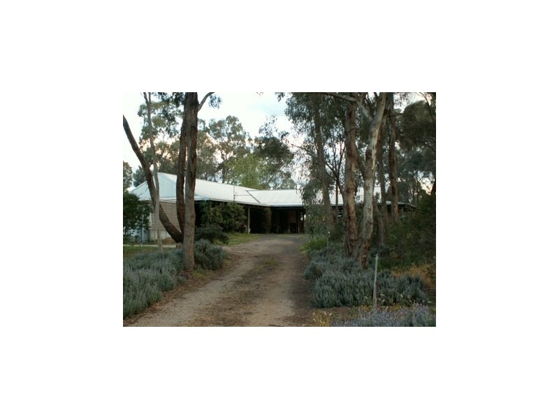 3 Strathmore Drive, Forrest Grove, Bathurst NSW 2795