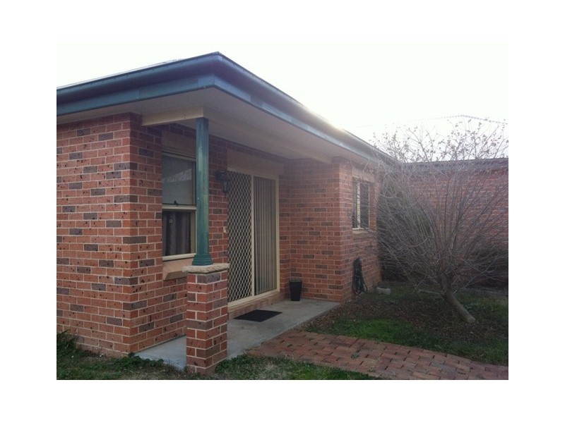 2/149 William St, Bathurst NSW 2795