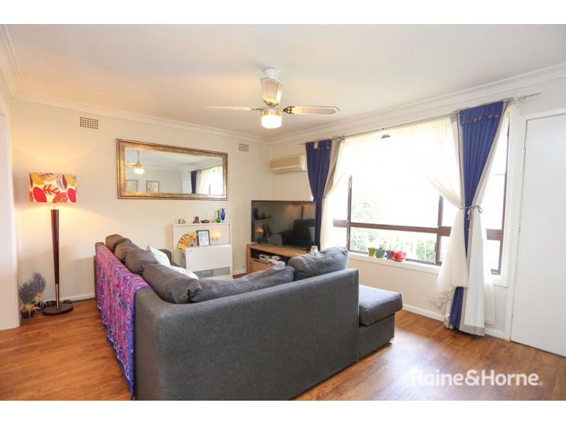 299 Rocket St, Bathurst NSW 2795
