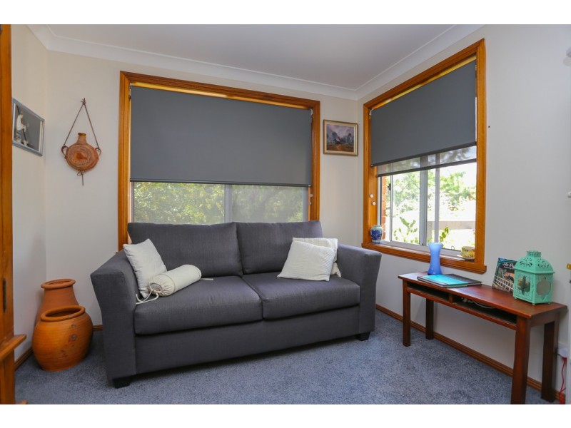 4 Cardew Cl, Bathurst NSW 2795