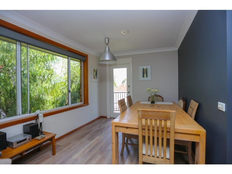 4 Cardew Cl, Bathurst NSW 2795