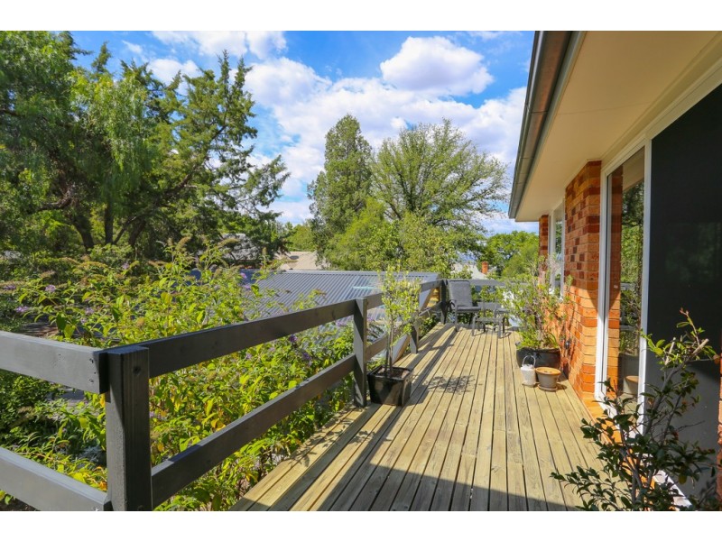 4 Cardew Cl, Bathurst NSW 2795
