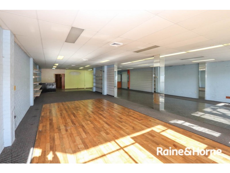 96 Bentinck Street, Bathurst NSW 2795