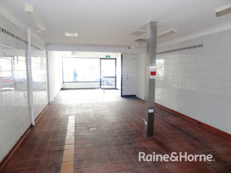 98 William Street, Bathurst NSW 2795