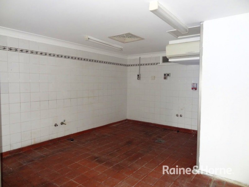 98 William Street, Bathurst NSW 2795