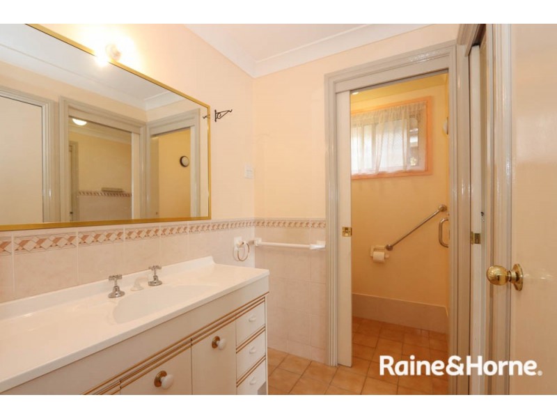 21 Cottonwood Drive, Eglinton NSW 2795