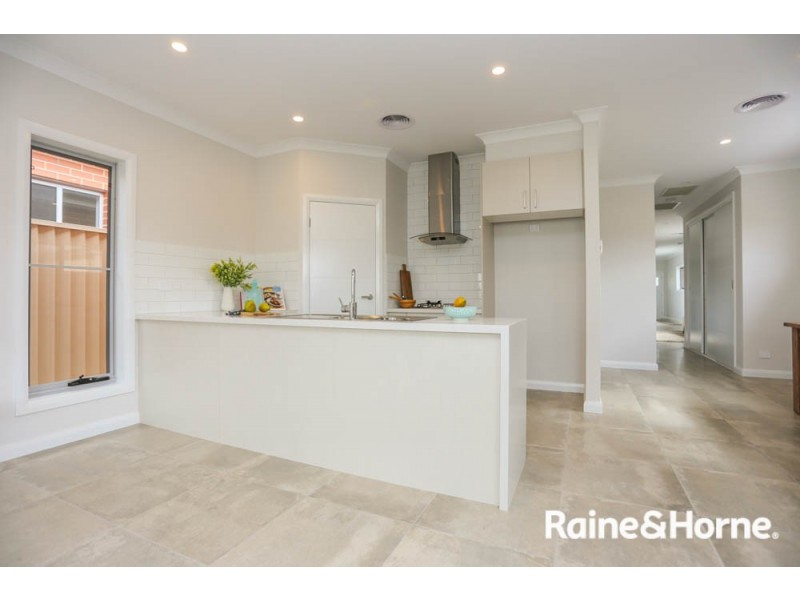 177 Durham St, Bathurst NSW 2795
