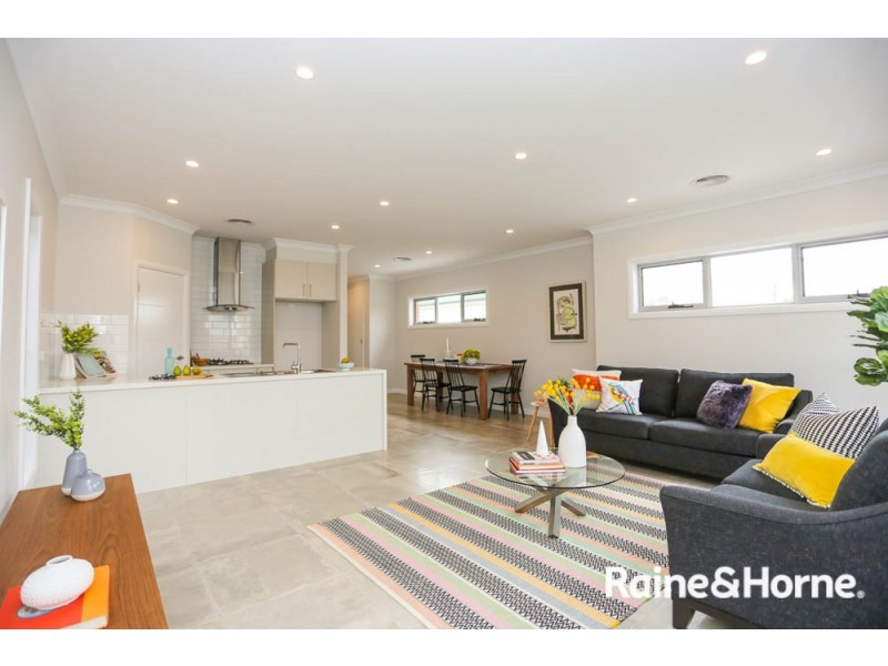 177 Durham St, Bathurst NSW 2795