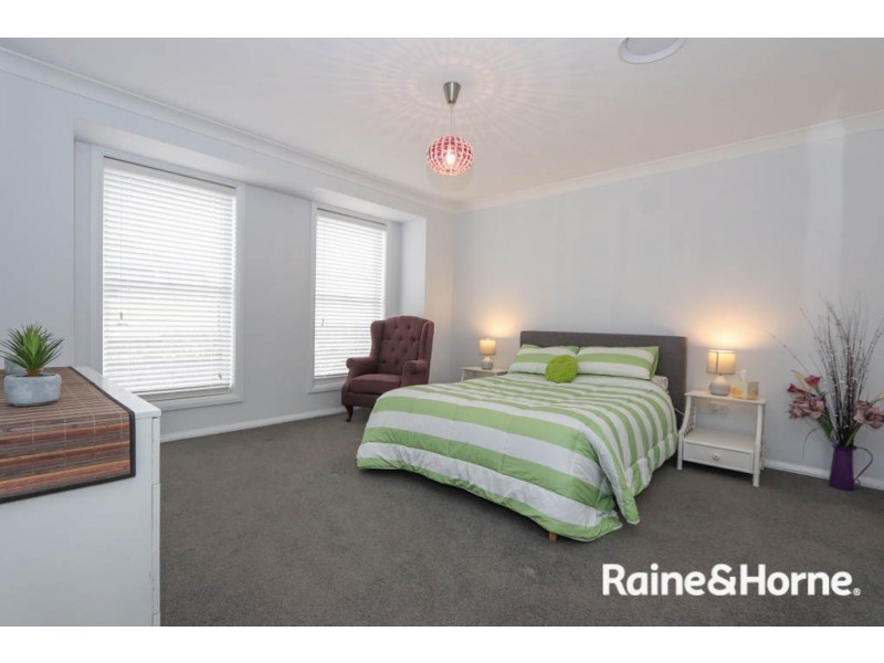 69 Graham Drive, Kelso NSW 2795