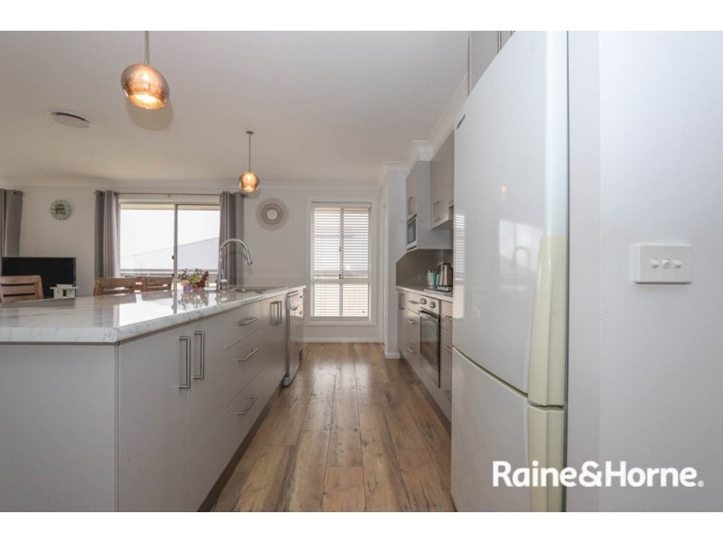 69 Graham Drive, Kelso NSW 2795