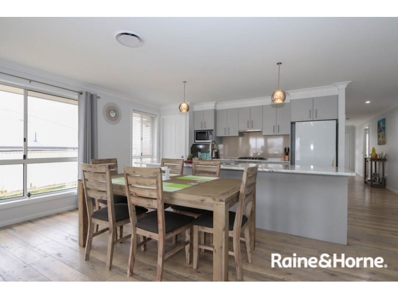 69 Graham Drive, Kelso NSW 2795