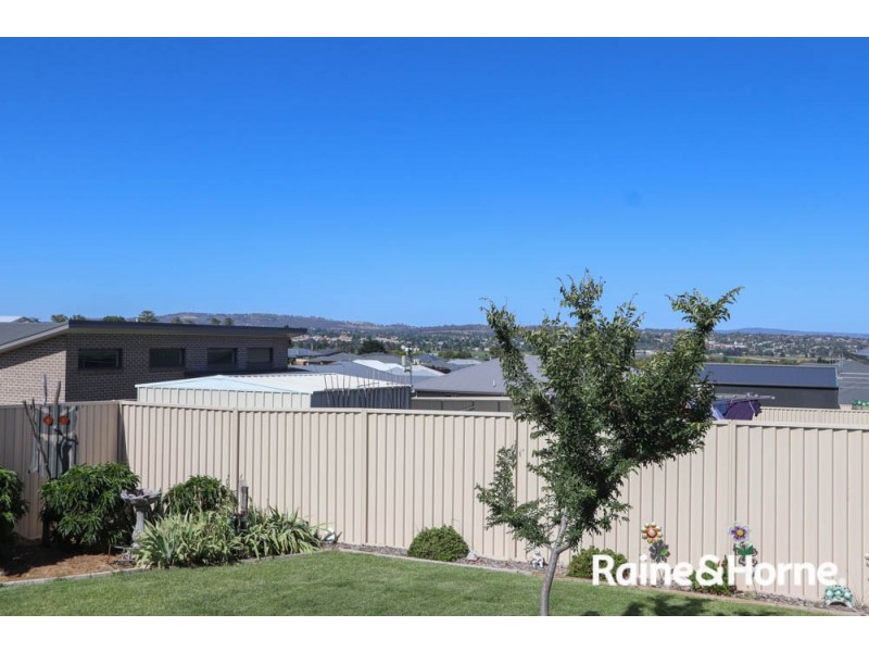 69 Graham Drive, Kelso NSW 2795