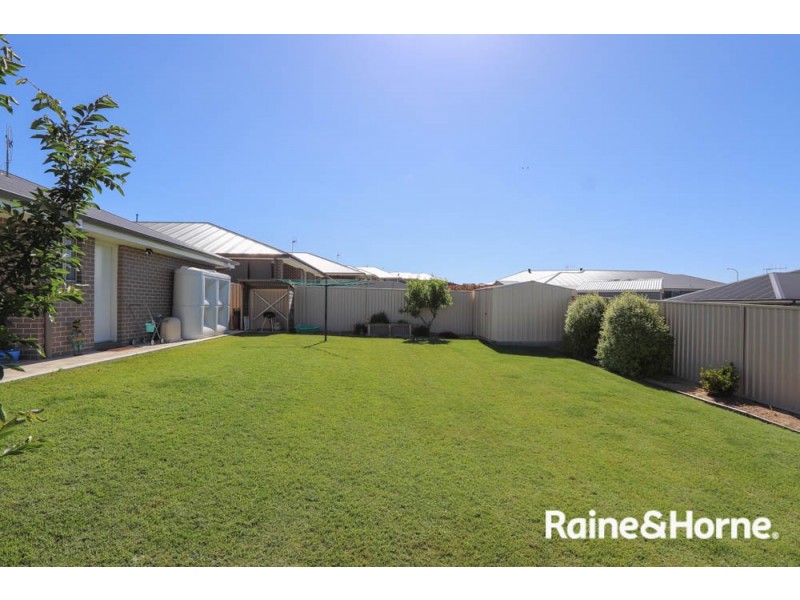 69 Graham Drive, Kelso NSW 2795