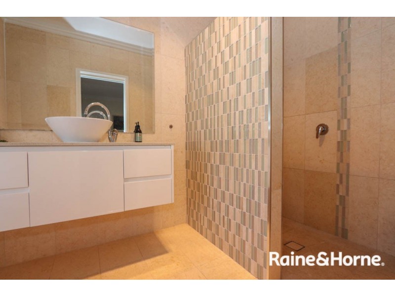 14 Robindale Court, Robin Hill NSW 2795