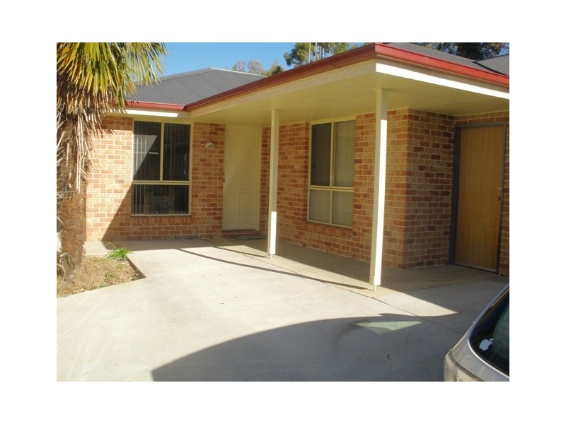 106d Peel Street, Bathurst NSW 2795