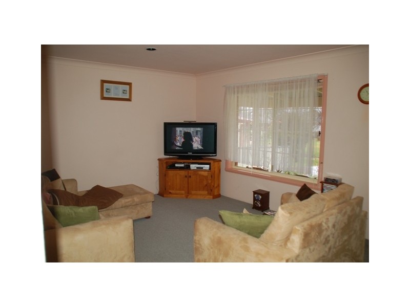 2/14 HIcks close, Bathurst NSW 2795