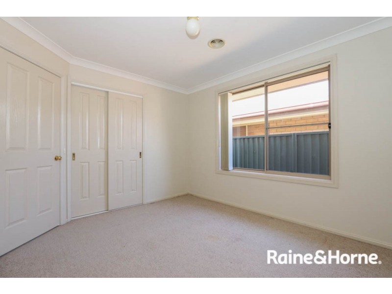 1 Federation Drive, Kelso NSW 2795