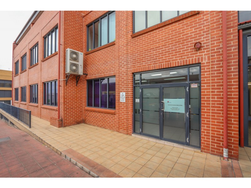 2/108 William Street, Bathurst NSW 2795