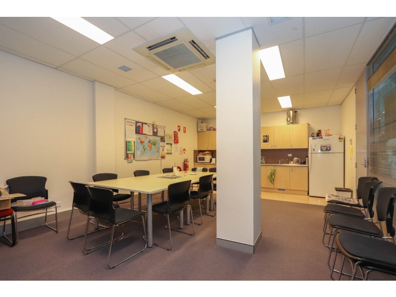 2/108 William Street, Bathurst NSW 2795