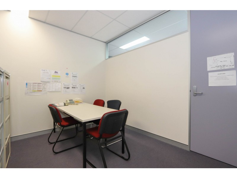 2/108 William Street, Bathurst NSW 2795