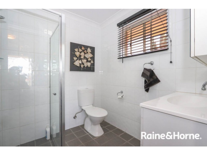 5 Sherman Place, Llanarth NSW 2795