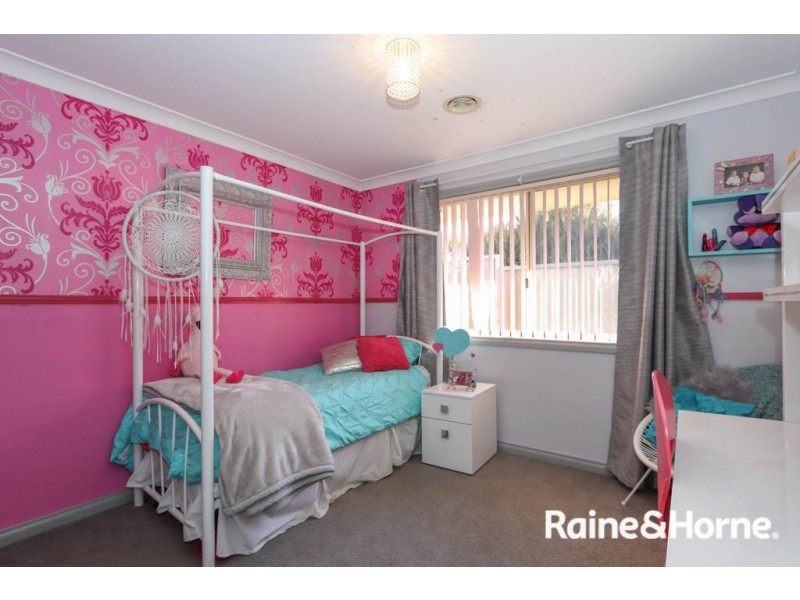 5 Sherman Place, Llanarth NSW 2795