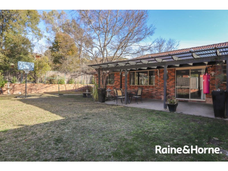 5 Sherman Place, Llanarth NSW 2795