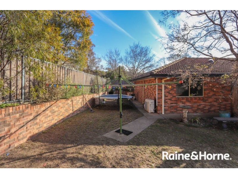5 Sherman Place, Llanarth NSW 2795